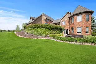 2939 E Water Tower Dr, Crete, IL 60417 - Photo 32