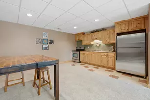 2939 E Water Tower Dr, Crete, IL 60417 - Photo 22