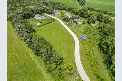 11217 Hill Crest Lane, Marengo, IL 60152 - Photo 12