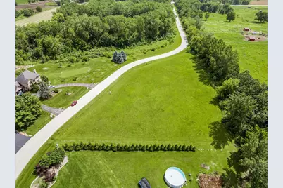 11217 Hill Crest Lane, Marengo, IL 60152 - Photo 10