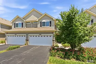 1718 Carlstedt Dr, Batavia, IL 60510 - Photo 2
