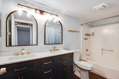 1486 W Jefferson Avenue #D, Naperville, IL 60540 - Photo 12