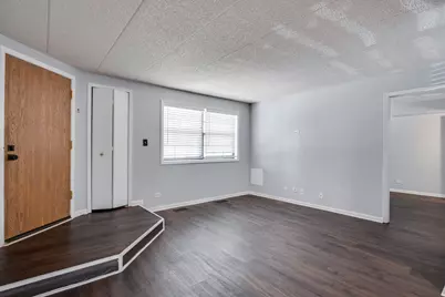 1486 W Jefferson Avenue #D, Naperville, IL 60540 - Photo 8