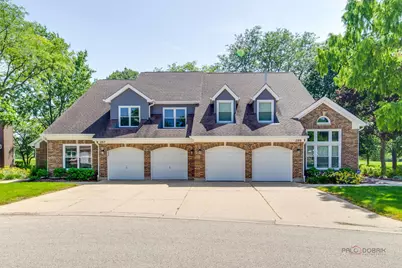 287 Willow Parkway, Buffalo Grove, IL 60089 - Photo 2