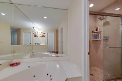 287 Willow Parkway, Buffalo Grove, IL 60089 - Photo 20