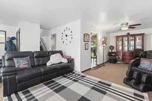 18832 Keeler Ave, Country Club Hills, IL 60478 - Photo 6