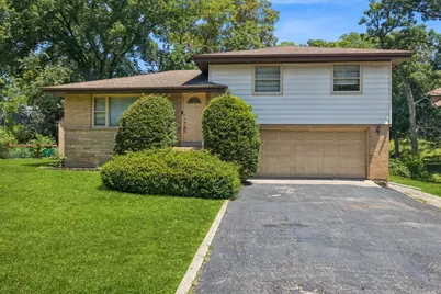 208 Forest Avenue, Willow Springs, IL 60480 - Photo 1