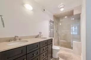 2626 N Lakeview Ave, Chicago, IL 60614 - Photo 12