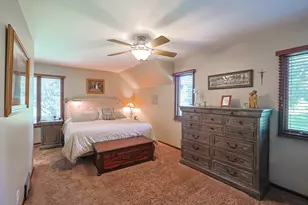 3S654 Terrace Dr, North Aurora, IL 60542 - Photo 18
