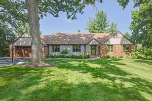 3S654 Terrace Dr, North Aurora, IL 60542 - Photo 2