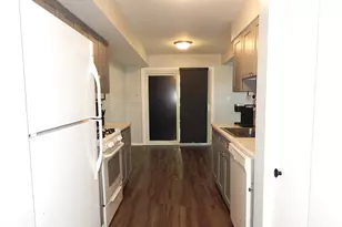 270 Butternut Ln, Streamwood, IL 60107 - Photo 6