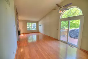 1671 Washington Ct, Geneva, IL 60134 - Photo 6