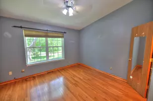 1671 Washington Ct, Geneva, IL 60134 - Photo 10