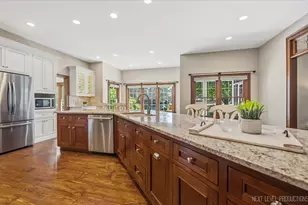 2736 Willow Ridge Dr, Naperville, IL 60564 - Photo 4