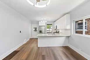5827 S Spaulding Ave, Chicago, IL 60629 - Photo 20