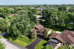 540 Meadow Ave, Frankfort, IL 60423 - Photo 2