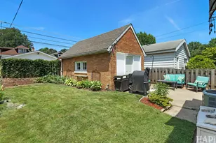 7846 Kenneth Ave, Skokie, IL 60076 - Photo 24