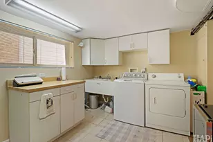 7846 Kenneth Ave, Skokie, IL 60076 - Photo 22