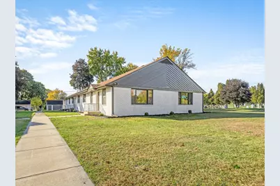 820 Cottage Grove Avenue, Rockford, IL 61103 - Photo 4