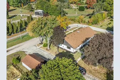 820 Cottage Grove Avenue, Rockford, IL 61103 - Photo 40