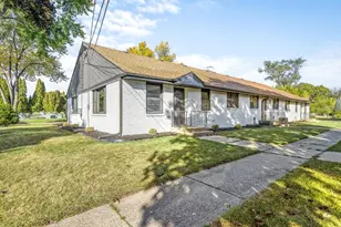 820 Cottage Grove Ave, Rockford, IL 61103 - Photo 6