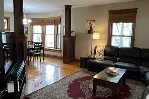 519 Palace St, Aurora, IL 60506 - Photo 6
