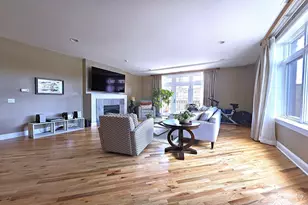545 W Aldine Ave, Chicago, IL 60657 - Photo 6