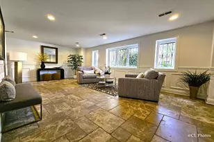 545 W Aldine Ave, Chicago, IL 60657 - Photo 26