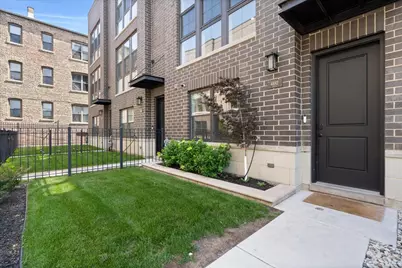 4442 S Drexel Boulevard #G, Chicago, IL 60653 - Photo 2