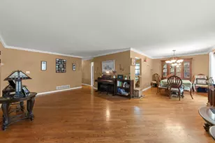 1644 Verdin Ln, Naperville, IL 60565 - Photo 6