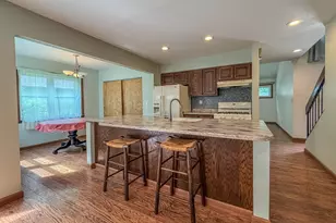 2314 Mulberry Ct, Champaign, IL 61821 - Photo 8