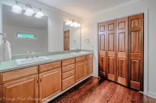 39W944 Deer Run Dr, Saint Charles, IL 60175 - Photo 28