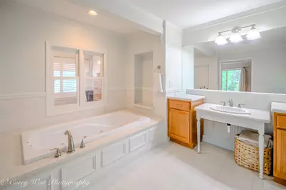 39W944 Deer Run Drive, Saint Charles, IL 60175 - Photo 32