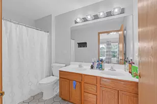 158 N Palmer Dr, Bolingbrook, IL 60490 - Photo 12