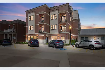 514 Hillgrove Avenue #202, Western Springs, IL 60558 - Photo 1