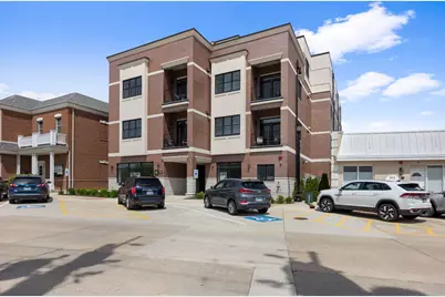 514 Hillgrove Avenue #202, Western Springs, IL 60558 - Photo 2