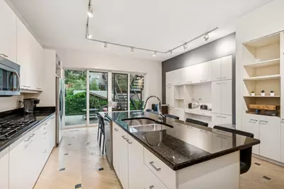 1416 N Cleveland Avenue #1, Chicago, IL 60610 - Photo 4