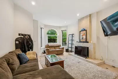 1416 N Cleveland Avenue #1, Chicago, IL 60610 - Photo 2