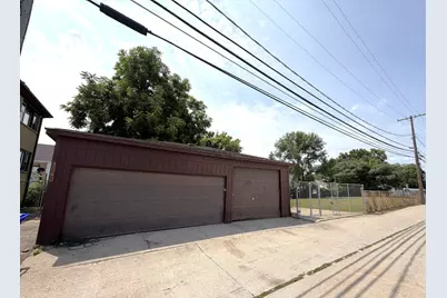 3940 Center Avenue, Lyons, IL 60534 - Photo 4