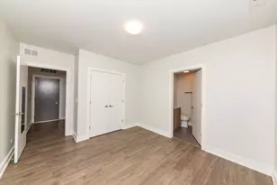 2111 S Halsted St, Chicago, IL 60608 - Photo 18