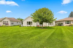 12970 Cold Springs Dr, Huntley, IL 60142 - Photo 30