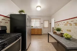 11612 S Lafayette Ave, Chicago, IL 60638 - Photo 4