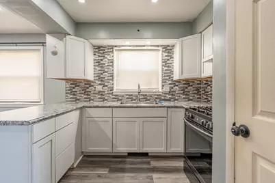 3307 E 136th Street, Chicago, IL 60633 - Photo 8