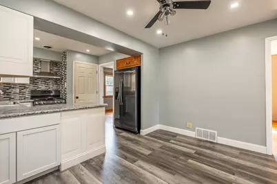3307 E 136th Street, Chicago, IL 60633 - Photo 10