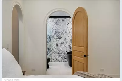 17 E Division Street #1E, Chicago, IL 60610 - Photo 20