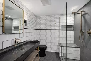 17 E Division St, Chicago, IL 60610 - Photo 36