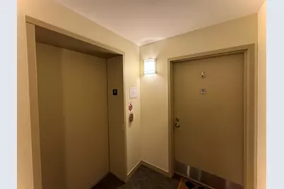 1075 W Roosevelt Road #305, Chicago, IL 60608 - Photo 10
