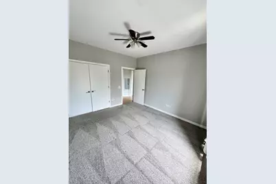 1075 W Roosevelt Road #305, Chicago, IL 60608 - Photo 16