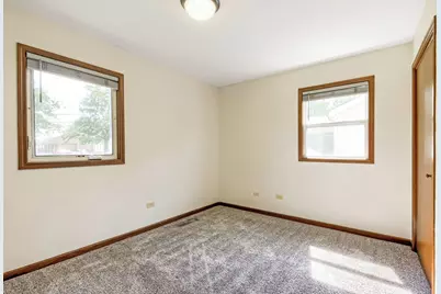 311 Notre Dame Avenue, Joliet, IL 60436 - Photo 24
