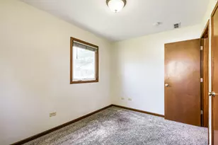 311 Notre Dame Ave, Joliet, IL 60436 - Photo 20